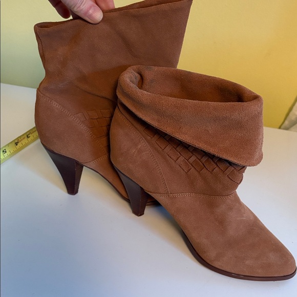 Farylrobin Shoes - farylrobin Anthropologie Tan Suede Slouchy Foldover Heeled Ankle Boot Size 8